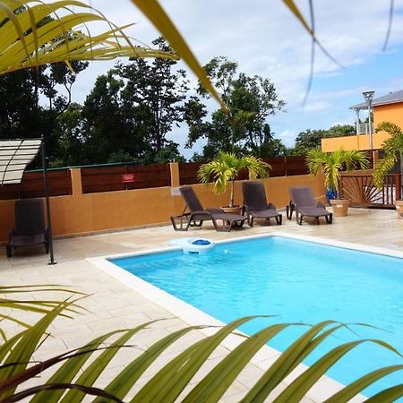 Appartement Romantique A Deshaies 46 M² Spa Et Piscine Exterior foto